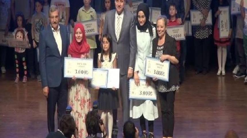 Zeytinburnu Belediyesi 13. Kitap Okuma Yarışması &Ouml;d&uuml;l T&ouml;reni