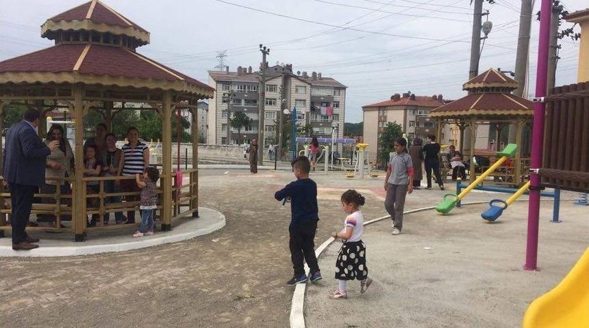 690 Evler D&ouml;rtyol Kavşağında &Ccedil;alışmalar S&uuml;r&uuml;yor