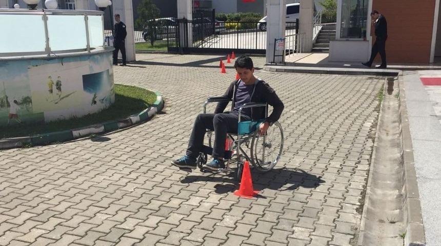 Yurt &Ouml;ğrencileri Ve Engelli &Ouml;ğrenciler Doyasıya Eğlendi