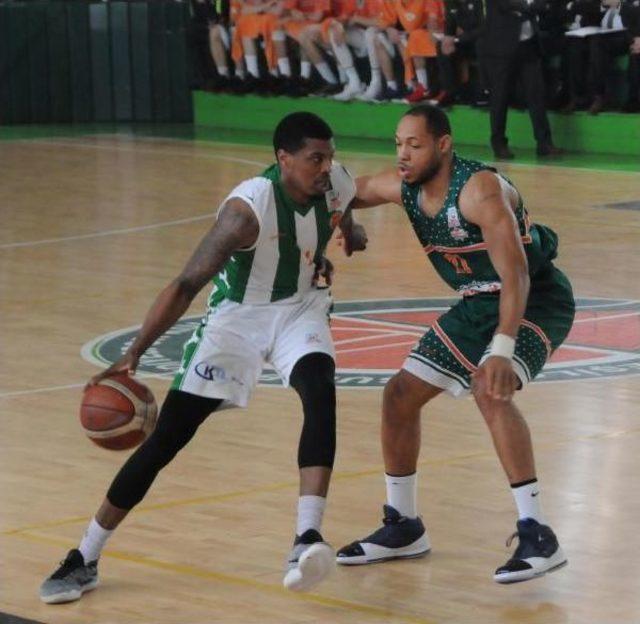 Yeşilgiresun Belediyespor-Banvit: 77-88