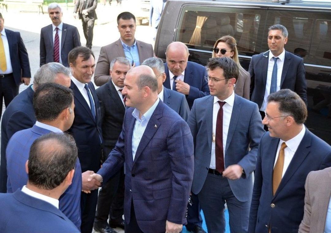 Bakan Soylu Iğdır&rsquo;da Muhtarlarla Bir Araya Geldi