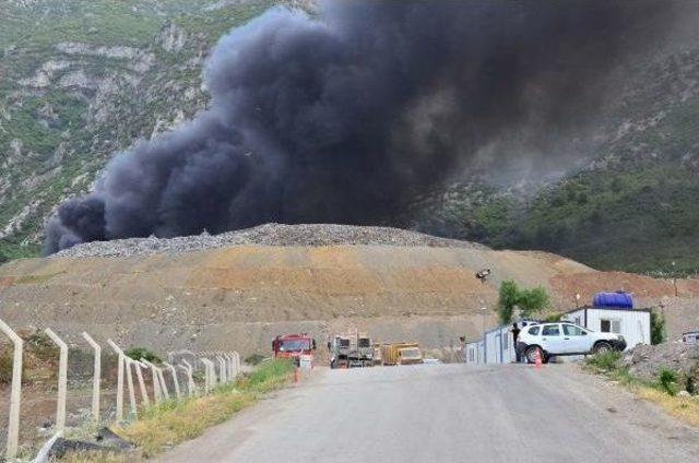 Manisa Şehir &Ccedil;&ouml;pl&uuml;ğ&uuml;nde Yangın 2