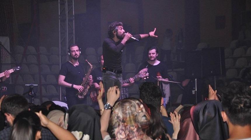 Resul Dindar Sivaslıları Karadeniz Türküleriyle Coşturdu