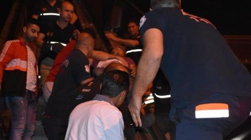 Y&uuml;r&uuml;yen Merdivene Ayağı Sıkışan Adam Yaralandı