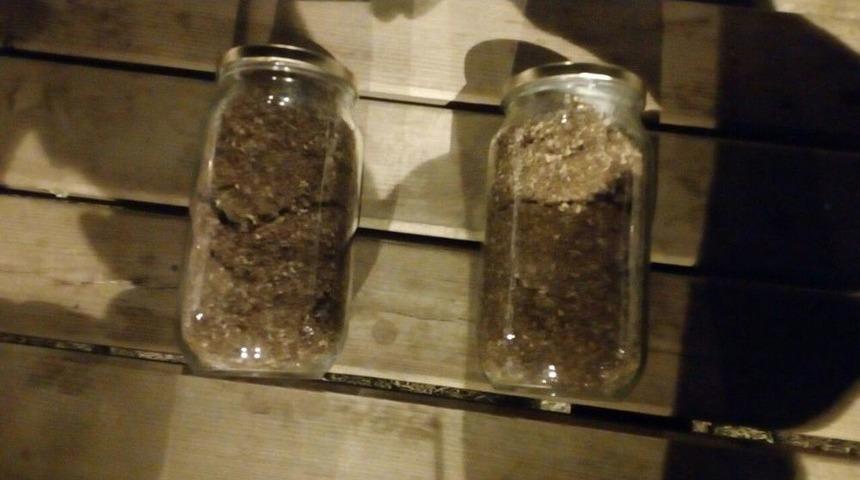 T&uuml;t&uuml;nle Kaplı Kavanozlardan Uyuşturucu &Ccedil;ıktı