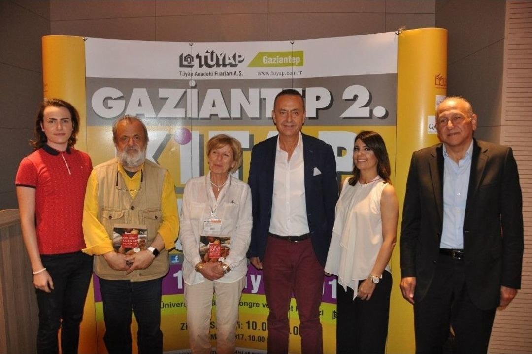 &Uuml;nl&uuml; Şef Tahir Tekin &Ouml;ztan, Kebap S&ouml;yleşisine Katıldı