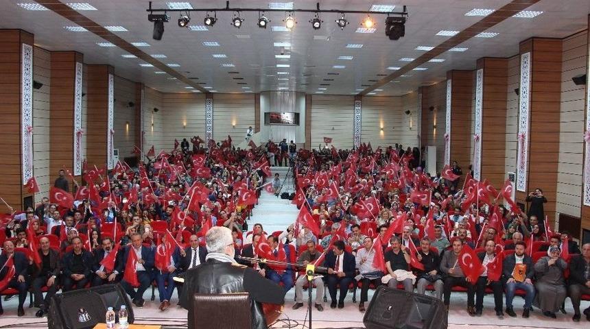 Prof.dr. Şimşirgil Ve Besteci Esat Kabaklı Gen&ccedil;lerle Buluştu