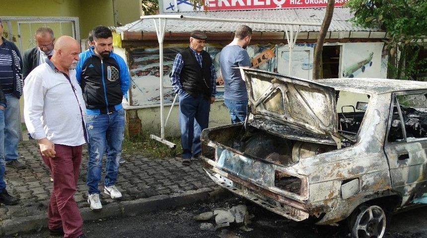 (&ouml;zel Haber) Balkondan Atılan T&uuml;p Bomba Gibi Patladı, Otomobil Alev Alev Yandı