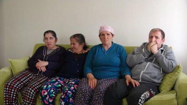 39 Yıldır Yaşamını 4 Engelli Çocuğuna Adayan Anne