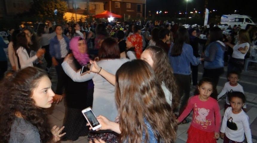 G&ouml;lpazarı&rsquo;nda Anneler G&uuml;n&uuml; Etkinliği