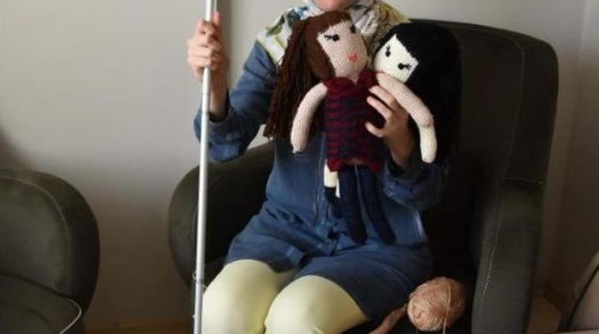 G&ouml;rme Engelli H&uuml;lya Bebek &Ouml;r&uuml;p Satıyor