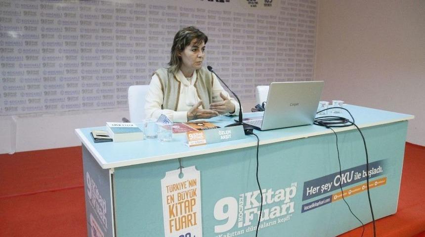 &ldquo;kadın Olmak&rdquo; Kitap Fuarı&rsquo;nda Konuşuldu