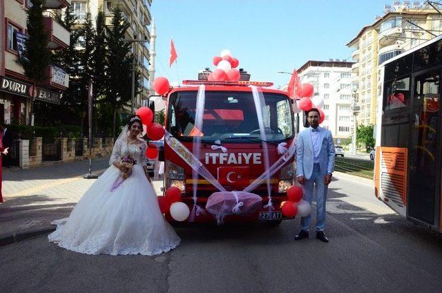 İtfaiye Aracı Gelin Arabası Oldu 1
