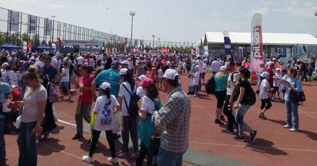 İstanbul Çocuk Maratonu Renkli Görüntülere Sahne Oldu