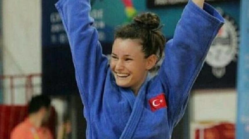 Balıkesirli Judocu İrem'den Azerbaycan'da Altın