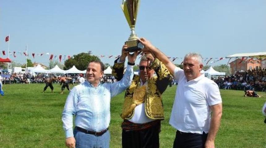 Silivri'de Yağlı G&uuml;reş Heyecanı