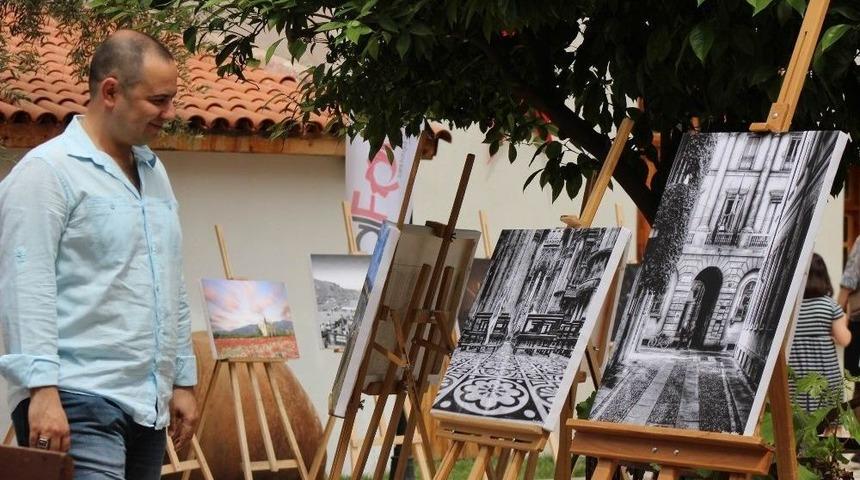 Salfod 3.sergisini A&ccedil;tı