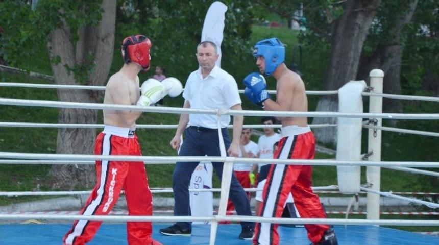Kick Boks Bahar Turnuvası&rsquo;nda Şampiyon Konya Meram Belediyesi