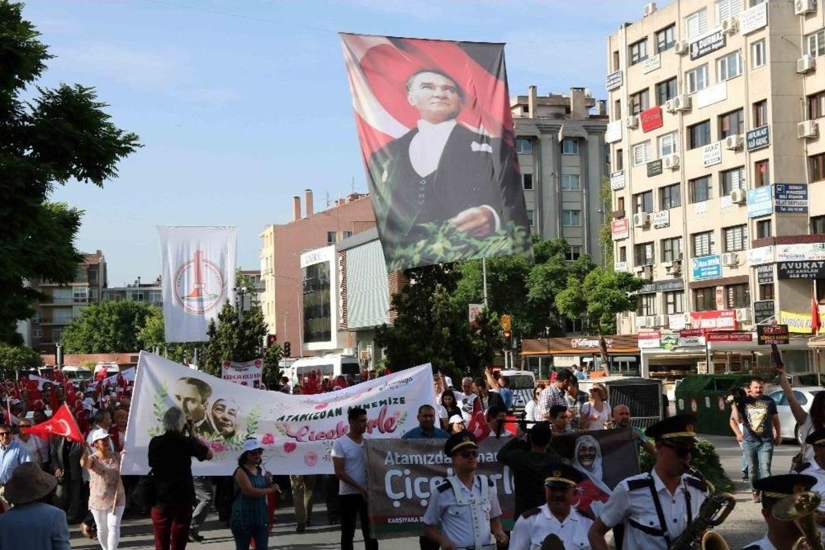 &Ccedil;ankaya&rsquo;dan En G&uuml;zel Anneye &Ccedil;i&ccedil;ekler