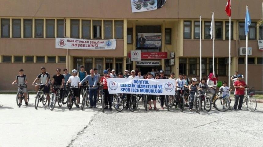 D&ouml;rtyol&rsquo;da Bisiklet Turu