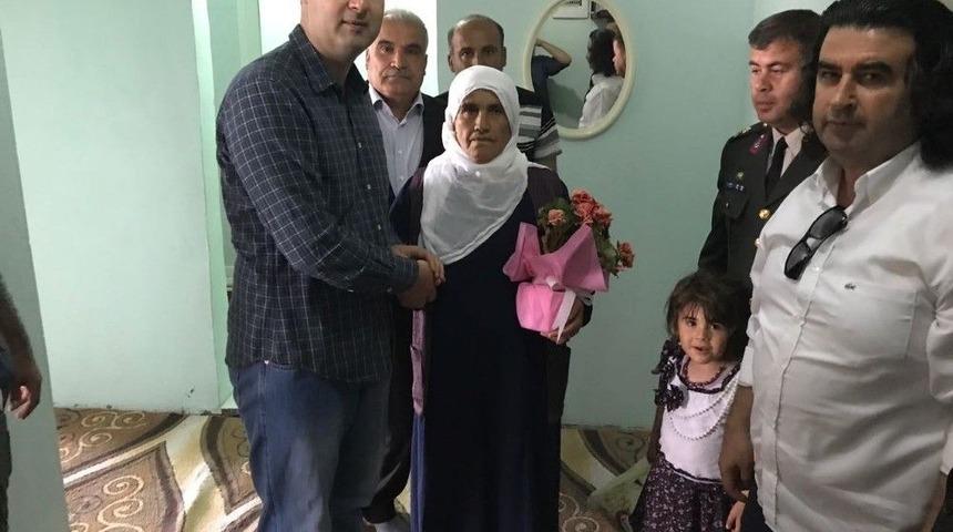Kaymakam G&uuml;len&ccedil;, Şehit Annelerini Ziyaret Etti