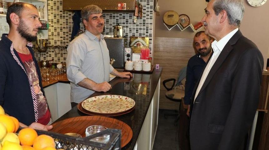 Başkan Demirkol, Talepleri Mahallerde Dinliyor