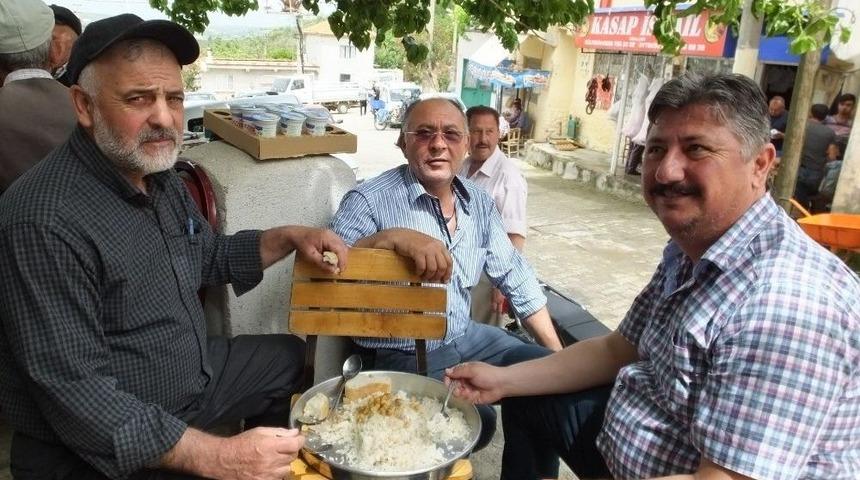 &Ccedil;ift&ccedil;iler Hayırda Buluştu