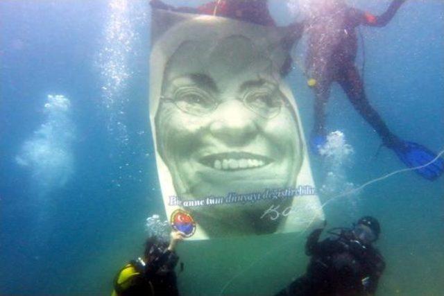 Z&uuml;beyde Hanım Sualtında Anıldı 1