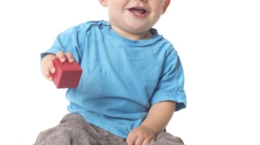 2. Ayda Bebeklerde Oyun ve Aktivite