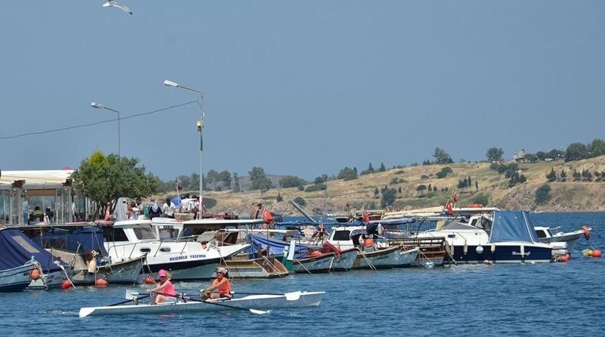 Anneler G&uuml;n&uuml;&rsquo;nde Fo&ccedil;a&rsquo;da K&uuml;rek &Ccedil;ekme Etkinliği