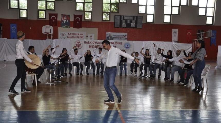 D&ouml;rtyol&rsquo;da Halk Oyunları Şenliği