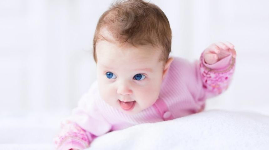 5. Ayda Bebeklerde Oyun ve Aktivite