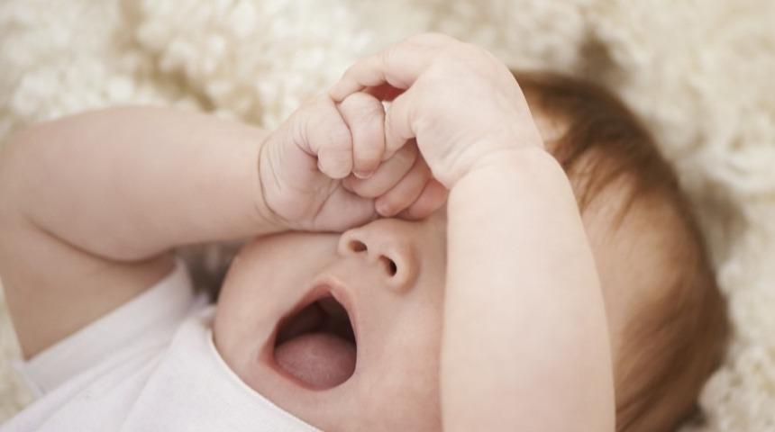 6. Ayda Bebeklerde Oyun ve Aktivite