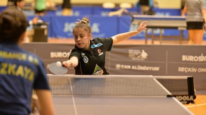 Masa Tenisinin Şampiyonu B&uuml;y&uuml;kşehir