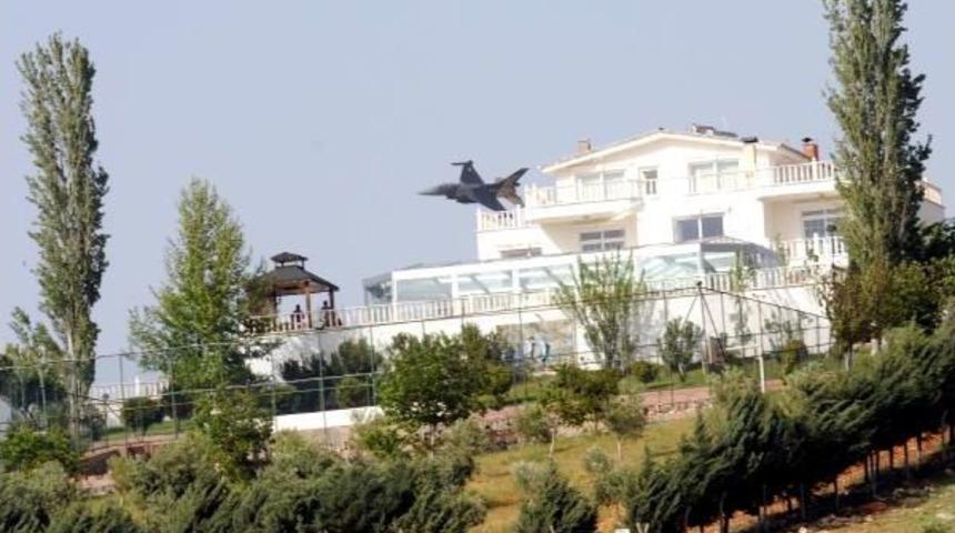 Solot&uuml;rk'ten Gaziantep'te Nefes Kesen G&ouml;steri