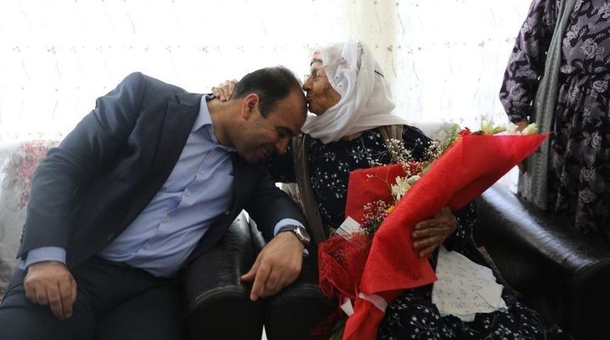 Belediye Başkanı &Ccedil;ift&ccedil;i&rsquo;den Anneler G&uuml;n&uuml;nde En Anlamlı Ziyaret