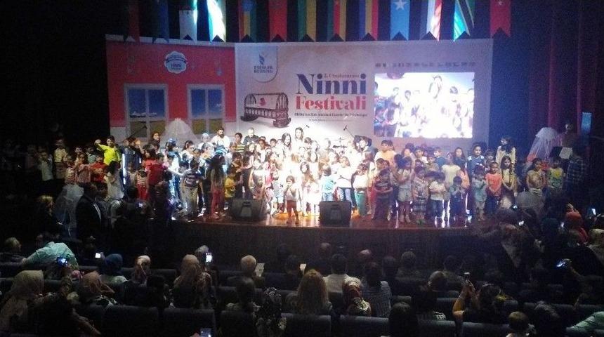 Esenler Belediyesi Anneler G&uuml;n&uuml;&rsquo;n&uuml; Afrika Ninnileriyle Kutladı