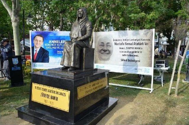 Anneler Günü’Nde ‘Zübeyde Hanım’ Heykeli Açıldı