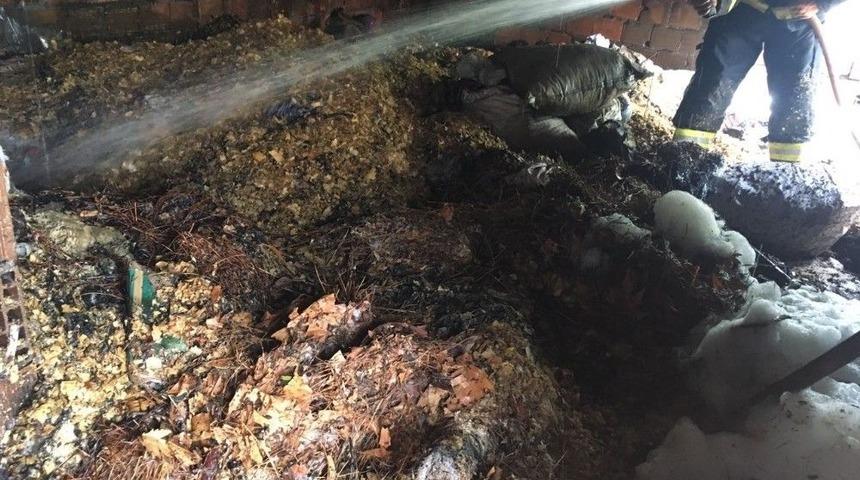 Odunluk Yangını Korkuttu