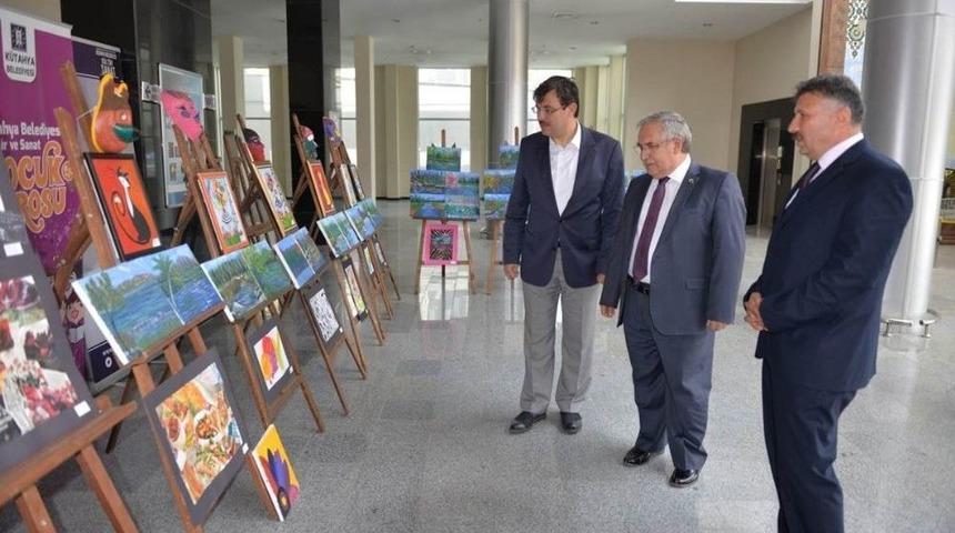 K&uuml;tahya, &rsquo;zarif &Ccedil;ocuk Kitap Okuma Yarışması&rsquo;na Ev Sahipliği Yaptı