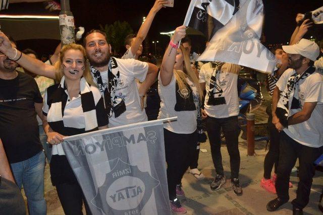 Altaylılar Meşaleler Eşliğinde Kutlama Yaptı 1