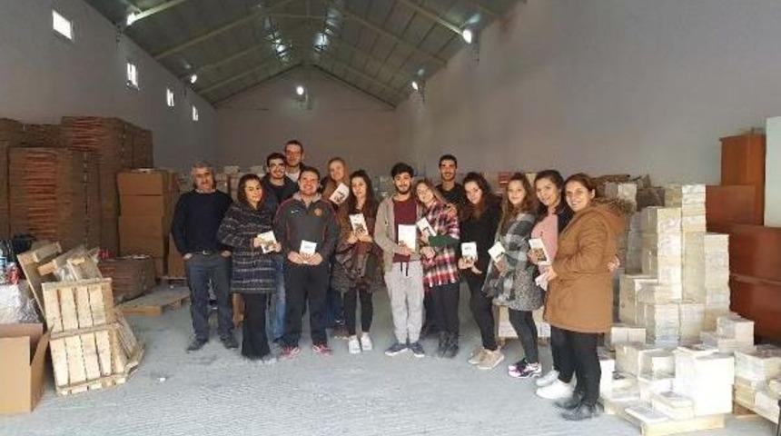 Herkes Kitap Vakfı&rsquo;Ndan "cezaevinde Bulunan Her Kadın I&ccedil;in Bir Kitap" Kampanyası