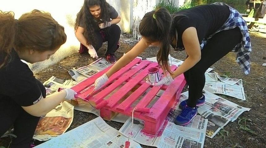 &Uuml;niversiteli Gen&ccedil;ler "&ccedil;ocuk Oyunları Şenliği"nde Buluştu