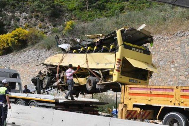 Muğla'da 24 Kişinin Öldüğü Kaza Anı, Araç Kamerasında