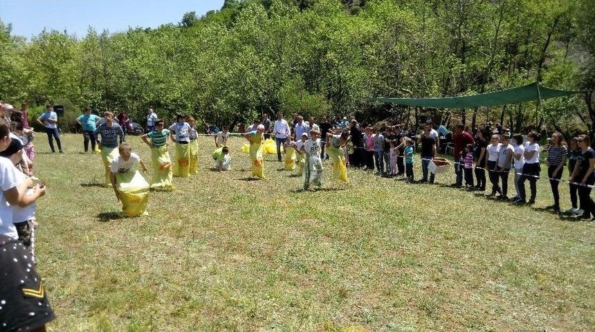 Bey&ccedil;ayırlılar Derneği Geleneksel Piknik Şenliği Yapıldı