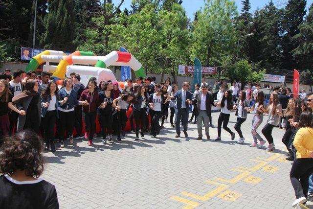 Küçükçekmece’deki Okullarda Spor Şenlikleri Başladı