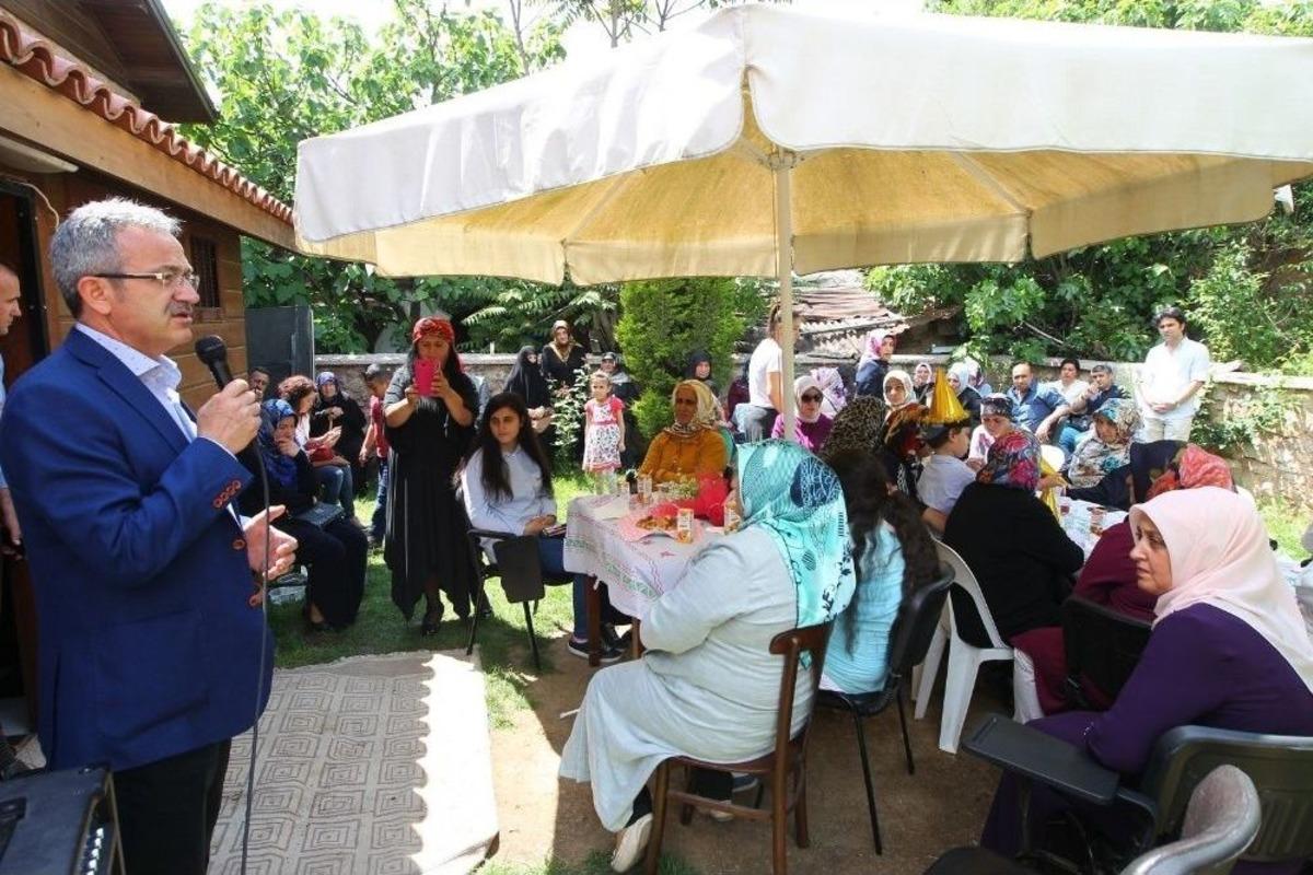 Başkan K&ouml;şker Şehit Anneleriyle Bir Araya Geldi