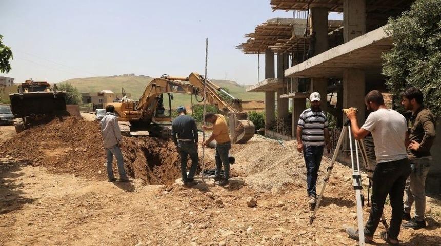 Cizre&rsquo;nin Dirsekli K&ouml;y&uuml;nde Alt Yapı &Ccedil;alışması