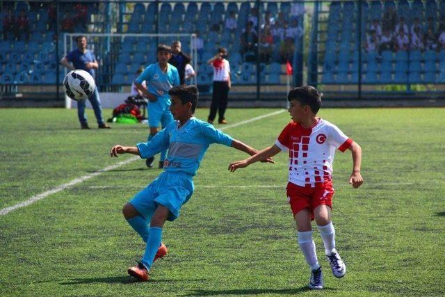 Küçükler Futbol Müsabakaları Tamamlandı