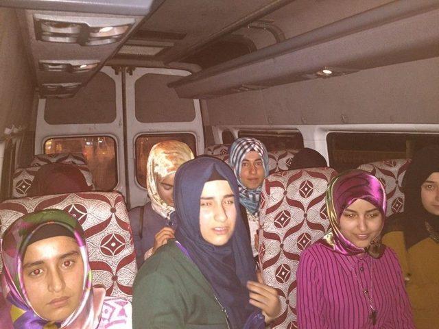 Siverek&rsquo;li &Ouml;ğrenciler &Ccedil;anakkale&rsquo;ye G&ouml;nderildi 3